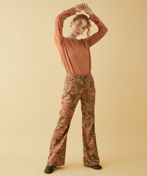 MADEMOISELLE ROPE'(マドモアゼル ロペ)の「【TEAK】フェイクレザーフラワーフレアパンツ(その他パンツ・レディース・ダークブラウン・FREE)」の17枚目の写真