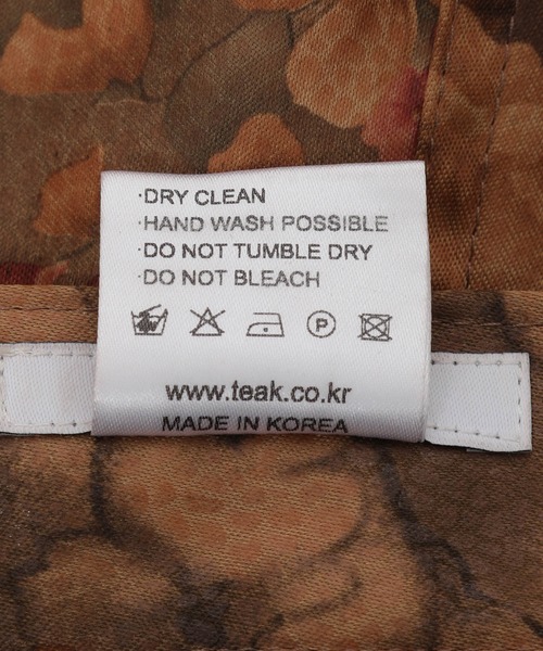 MADEMOISELLE ROPE'(マドモアゼル ロペ)の「【TEAK】フェイクレザーフラワーフレアパンツ(その他パンツ・レディース・ダークブラウン・FREE)」の3枚目の写真