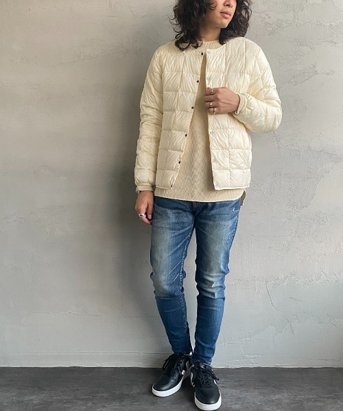 TAION（タイオン）の「【WEB限定】[TAION/タイオン] クルーネックボタンインナーダウンジャケット（ダウンジャケット/コート・レディース・ブラック/ベージュ/グレー/オフホワイト/オリーブ・M/L/XL）」の15枚目の写真