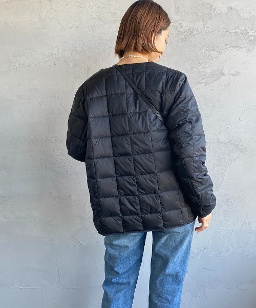 TAION（タイオン）の「【WEB限定】[TAION/タイオン] クルーネックボタンインナーダウンジャケット（ダウンジャケット/コート・レディース・ブラック/ベージュ/グレー/オフホワイト/オリーブ・M/L/XL）」の18枚目の写真