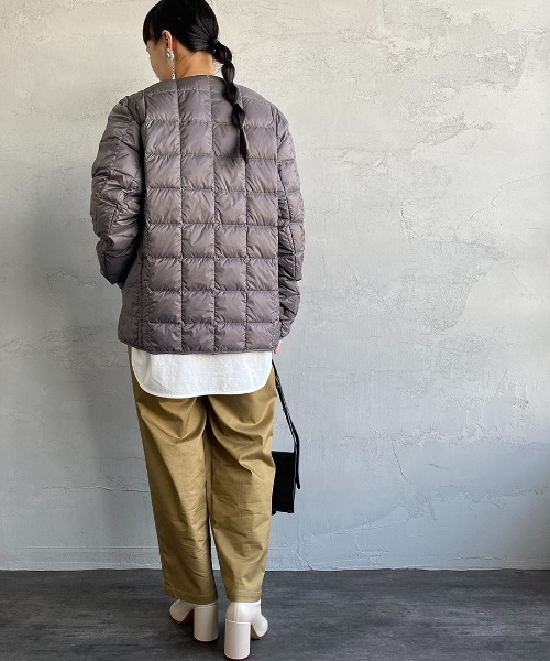 TAION（タイオン）の「【WEB限定】[TAION/タイオン] クルーネックボタンインナーダウンジャケット（ダウンジャケット/コート・レディース・ブラック/ベージュ/グレー/オフホワイト/オリーブ・M/L/XL）」の20枚目の写真