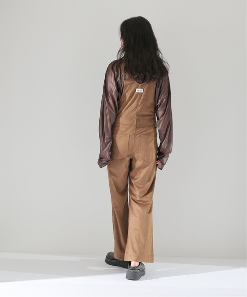Wrangler(ラングラー)の「【Wrangler/ラングラー】ARTIFICAL スエードレザー FLARE オーバーオール(サロペット/オーバーオール・レディース・ブラウン・SMALL/MEDIUM)」の2枚目の写真