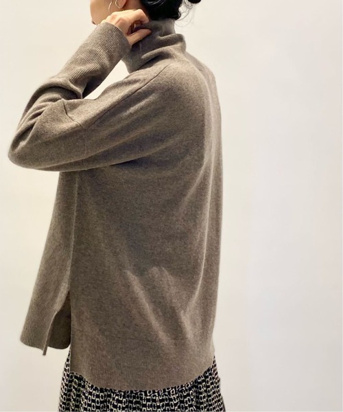 journal standard L'essage（ジャーナルスタンダードレサージュ）の「カシミヤ100 タートルネックプルオーバー◆（ニット/セーター・レディース・ホワイト/ブラック/ブラウン・FREE）」の4枚目の写真