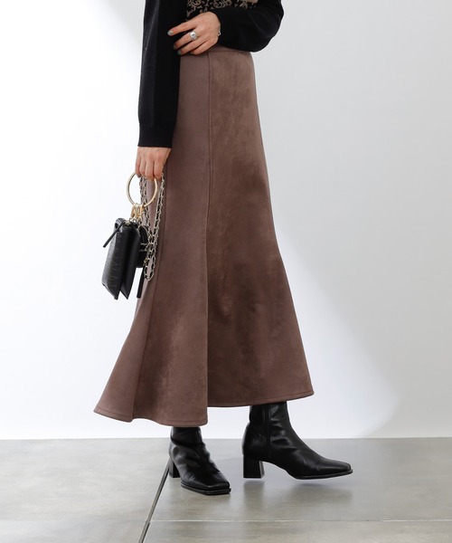 COLONY 2139（コロニートゥーワンスリーナイン）の「フェイクスエードマーメイドスカート（スカート・レディース・チャコールグレー/モカ/ブルー/グリーン・FREE）」の3枚目の写真