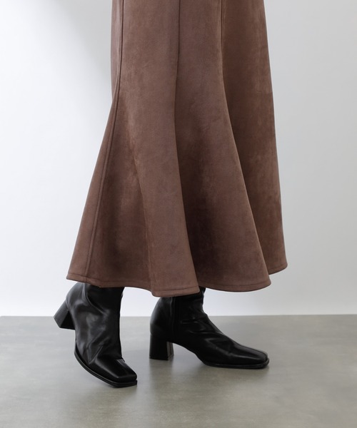 COLONY 2139（コロニートゥーワンスリーナイン）の「フェイクスエードマーメイドスカート（スカート・レディース・チャコールグレー/モカ/ブルー/グリーン・FREE）」の7枚目の写真