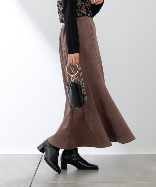 COLONY 2139（コロニートゥーワンスリーナイン）の「フェイクスエードマーメイドスカート（スカート・レディース・チャコールグレー/モカ/ブルー/グリーン・FREE）」の18枚目の写真