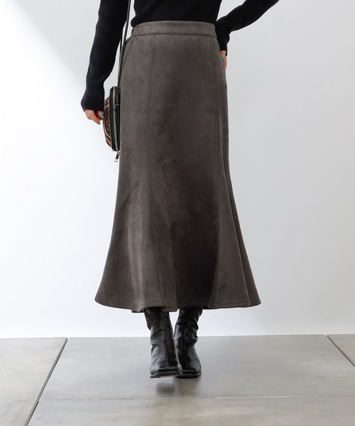 COLONY 2139（コロニートゥーワンスリーナイン）の「フェイクスエードマーメイドスカート（スカート・レディース・チャコールグレー/モカ/ブルー/グリーン・FREE）」の8枚目の写真