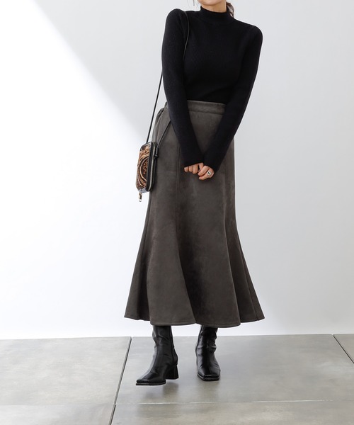 COLONY 2139（コロニートゥーワンスリーナイン）の「フェイクスエードマーメイドスカート（スカート・レディース・チャコールグレー/モカ/ブルー/グリーン・FREE）」の13枚目の写真