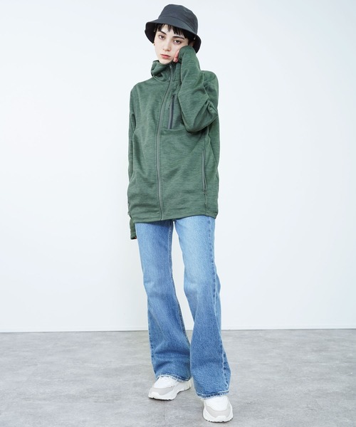 THE NORTH FACE(ザノースフェイス)の「THE NORTH FACE(ザ・ノース・フェイス) MOUNTAIN BUCKETHAT バケットハット(ハット・レディース・チャコール・ONE SIZE)」の2枚目の写真