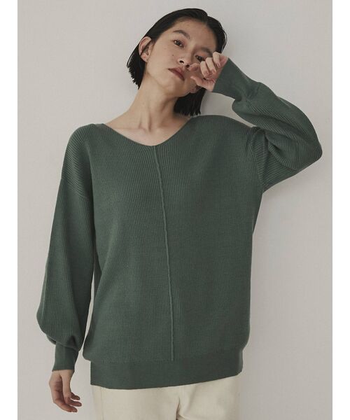 COTORICA（コトリカ）の「アンチピーリングVネックニット（ニット/セーター・レディース・ブラック/オフホワイト/オレンジ/グリーン/ブルー・FREE）」の3枚目の写真