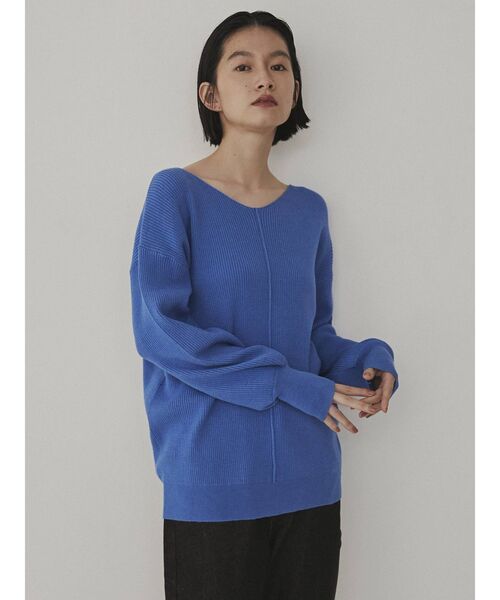 COTORICA（コトリカ）の「アンチピーリングVネックニット（ニット/セーター・レディース・ブラック/オフホワイト/オレンジ/グリーン/ブルー・FREE）」の6枚目の写真