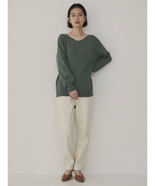 COTORICA（コトリカ）の「アンチピーリングVネックニット（ニット/セーター・レディース・ブラック/オフホワイト/オレンジ/グリーン/ブルー・FREE）」の17枚目の写真