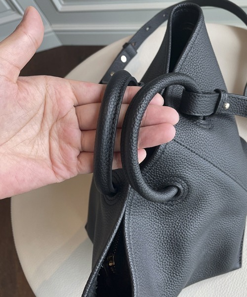 SAISON DE PAPILLON（セゾンドパピヨン）の「PUレザーミニポーチ付きハンドバッグ（ハンドバッグ・レディース・ブラック/オフホワイト/グリーン・フリー）」の16枚目の写真