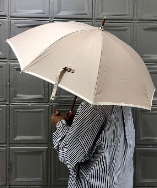Ray BEAMS(レイビームス)の「Ray BEAMS / パイピング 長傘(長傘・レディース・ベージュ/ブラック・ONE SIZE)」の1枚目の写真