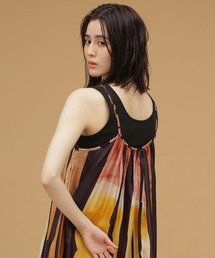 カップ付きタンクトップ