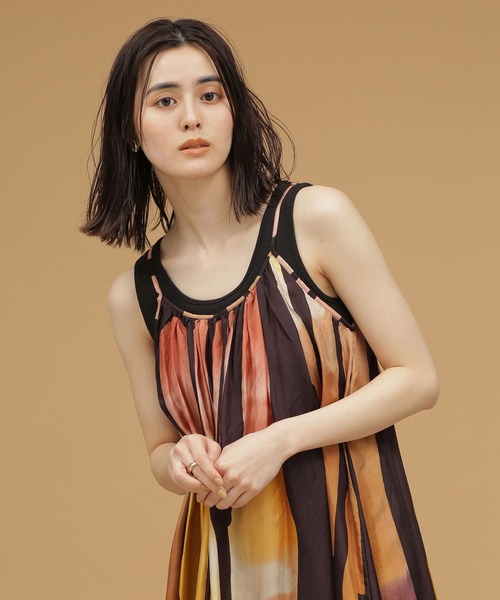 NANO universe（ナノユニバース）の「カップ付きタンクトップ（タンクトップ・レディース・ブラック/オフホワイト/カーキ・38/36）」の6枚目の写真