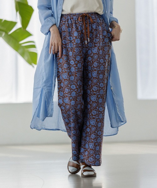 studio CLIP(スタディオクリップ)の「マルシェパンツ(その他パンツ・レディース・グリーン/ブラック/ネイビー/ブラウン/イエロー・FREE/PF/TF)」の3枚目の写真