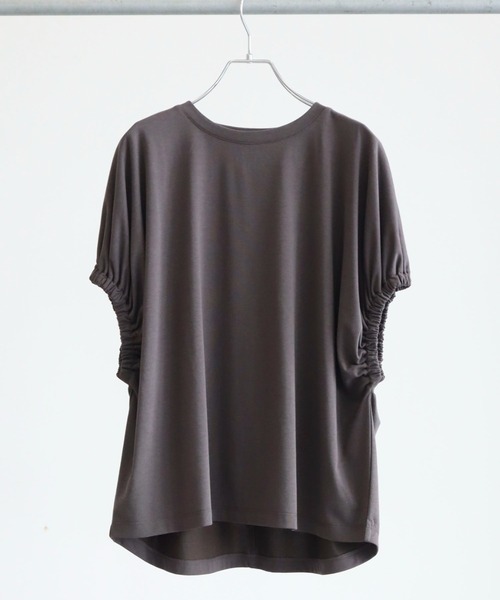 Green Parks(グリーンパークス)の「袖口ゴムカットプルオーバー(Tシャツ/カットソー・レディース・ブラウン/ブルー/ブラック・FREE)」の3枚目の写真