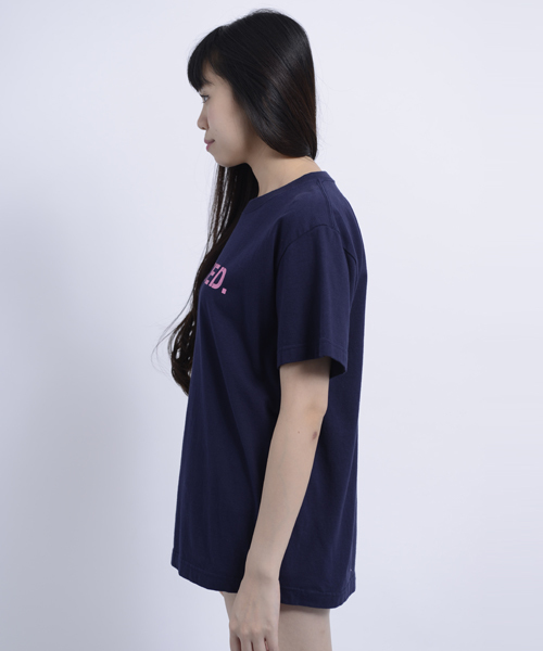 MILKFED.(ミルクフェド)の「S/S BASIC TEE STENCIL (Tシャツ/ロゴ)(Tシャツ/カットソー・レディース・ホワイト/ブラック/ネイビー/オリーブ・MEDIUM/SMALL)」の5枚目の写真