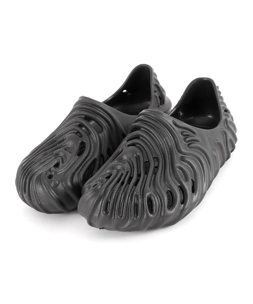 Figments（フィグメンツ）の「エンボスシューズ（スリッポン・レディース・ブラック/オフホワイト・SMALL/LARGE/MEDIUM）」の14枚目の写真