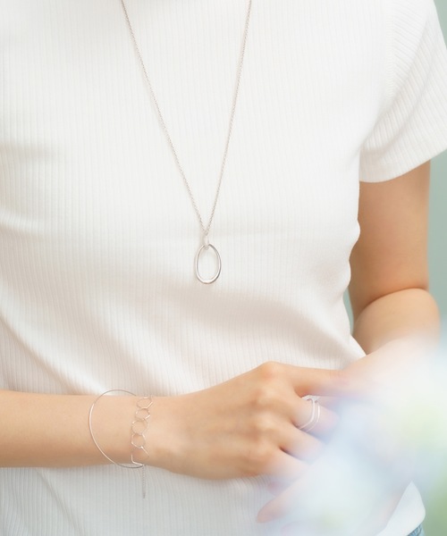 ANOH（アノー）の「レイヤードフープチェーンバングル（バングル/リストバンド・レディース・シルバー/ゴールド・FREE）」の5枚目の写真