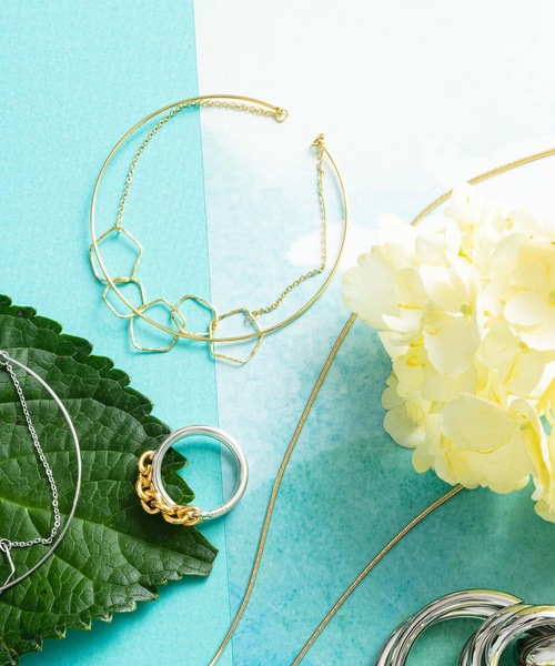 ANOH（アノー）の「レイヤードフープチェーンバングル（バングル/リストバンド・レディース・シルバー/ゴールド・FREE）」の8枚目の写真