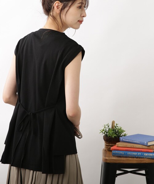 DRESKIP(ドレスキップ)の「◆ウエストリボンイレヘムプルオーバー(Tシャツ/カットソー・レディース・オフホワイト/ブラック/ブルー・02/03)」の4枚目の写真