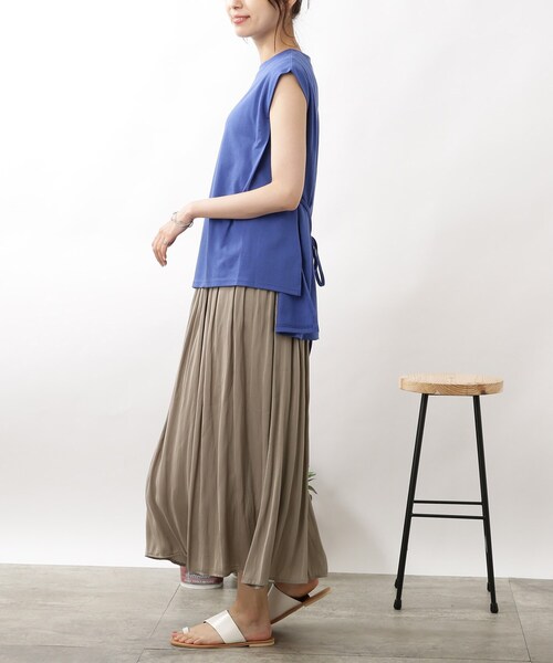 DRESKIP(ドレスキップ)の「◆ウエストリボンイレヘムプルオーバー(Tシャツ/カットソー・レディース・オフホワイト/ブラック/ブルー・02/03)」の9枚目の写真