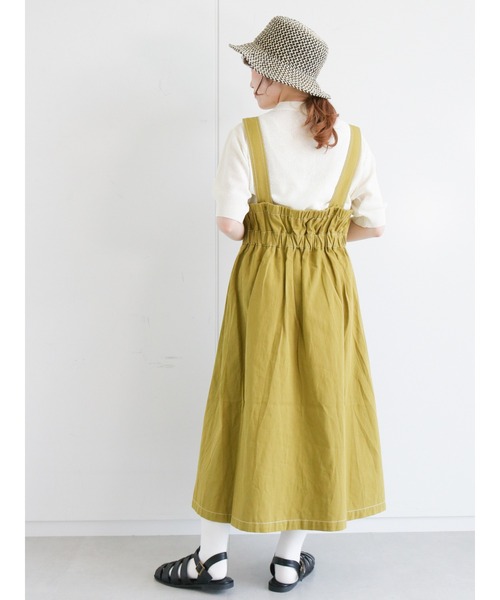 ehka sopo（エヘカソポ）の「配色ステッチジャンパースカート（ジャンパースカート・レディース・ブラック/グリーン/キナリ・ﾌﾘ-）」の10枚目の写真