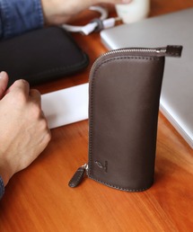 mieno（ミエノ）の「[mieno]牛革レザーペンケース（ペン類）」