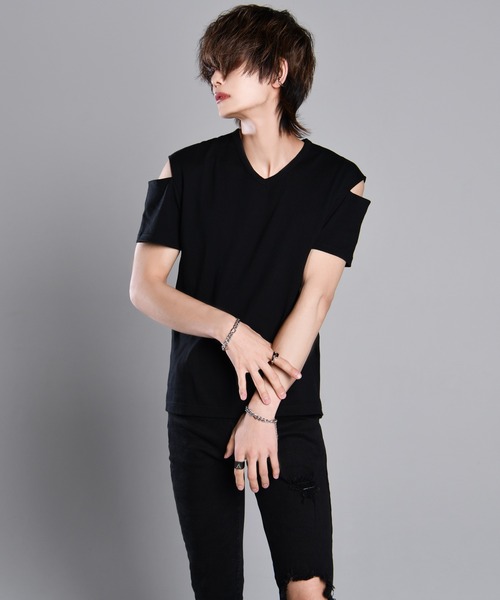 ADRER（アドラー）の「shoulder slit Vneck-T /ショルダースリットVネックTシャツ（Tシャツ/カットソー・メンズ・ホワイト/ブラック・SMALL/MEDIUM/LARGE/X-SMALL）」の2枚目の写真