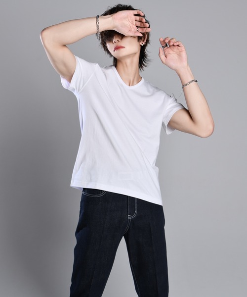 ADRER（アドラー）の「shoulder slit Vneck-T /ショルダースリットVネックTシャツ（Tシャツ/カットソー・メンズ・ホワイト/ブラック・SMALL/MEDIUM/LARGE/X-SMALL）」の10枚目の写真