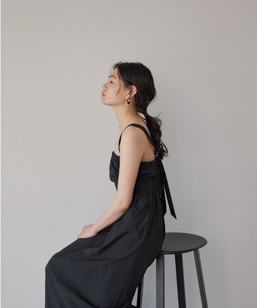 CREDONA クレドナ ナイロンオーバーPT 黒 CREDONA（クレドナ）の「パネルナイロンOP（ワンピース）」 - WEAR