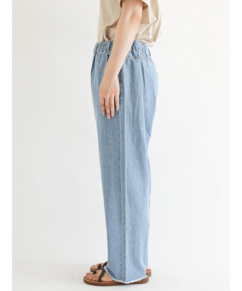 Samansa Mos2（サマンサ モスモス）の「デニムイージーパンツ（デニムパンツ・レディース・サックスブルー/ブルー・ﾌﾘ-）」の13枚目の写真