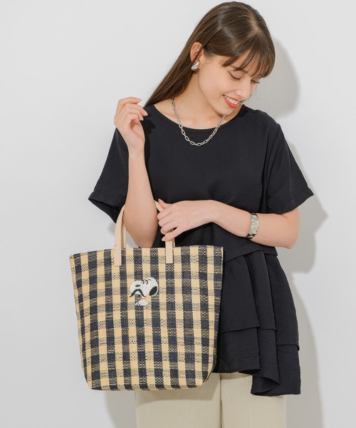 Paradise Picnic(パラダイスピクニック)の「スヌーピー/RAFFIA BAG M(かごバッグ・レディース・ブラック/ピンク/グリーン・FREE)」の2枚目の写真