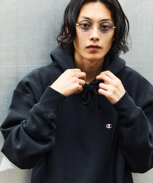 Champion(チャンピオン)の「champion/チャンピオン SP REVERSE WEAVE HOOD PARKA/リバースウィーブ/パーカー/別注(パーカー・メンズ・ライトグレー/ブラック・MEDIUM/LARGE)」の4枚目の写真