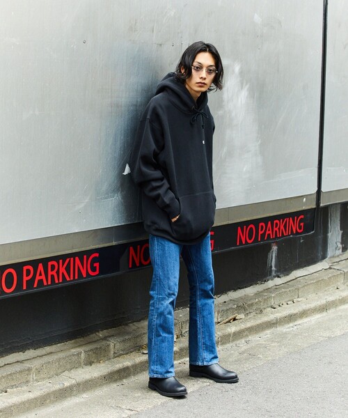 Champion(チャンピオン)の「champion/チャンピオン SP REVERSE WEAVE HOOD PARKA/リバースウィーブ/パーカー/別注(パーカー・メンズ・ライトグレー/ブラック・MEDIUM/LARGE)」の7枚目の写真