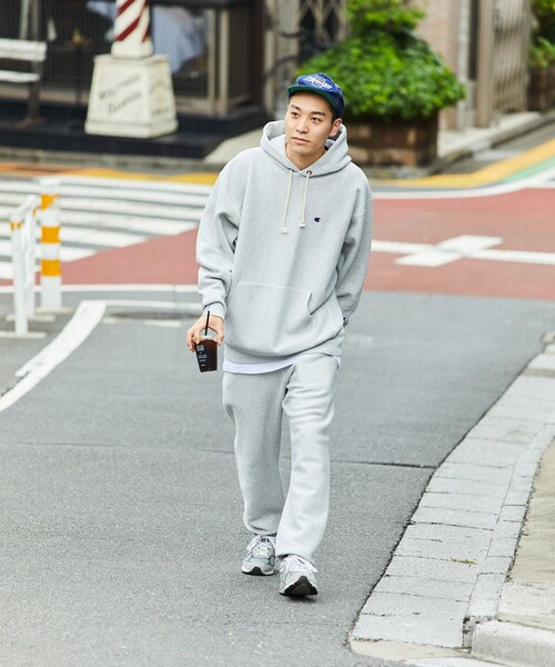 Champion(チャンピオン)の「champion/チャンピオン SP REVERSE WEAVE HOOD PARKA/リバースウィーブ/パーカー/別注(パーカー・メンズ・ライトグレー/ブラック・MEDIUM/LARGE)」の16枚目の写真