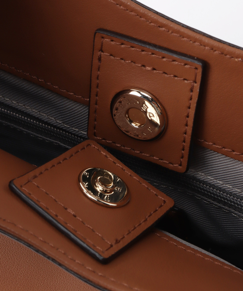 DECKE(デッケ)の「【DECKE/デッケ】BOW BAG(ショルダーバッグ・レディース・キャメル・FREE)」の9枚目の写真