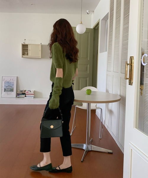 me+em select（ミームセレクト）の「※※【 新色追加/9color 】アームウォーマー付き　パフカラーニットトップス（ニット/セーター・レディース・ホワイト/ブラック/レッド/ピンク/グリーン/ブラウン/ブルー系その他/モカ/ダークグレー・FREE）」の16枚目の写真