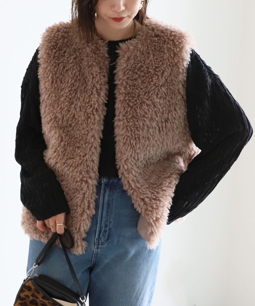 reca(レカ)の「シープファーベスト(ベスト・レディース・アイボリー/ベージュ・FREE)」の6枚目の写真