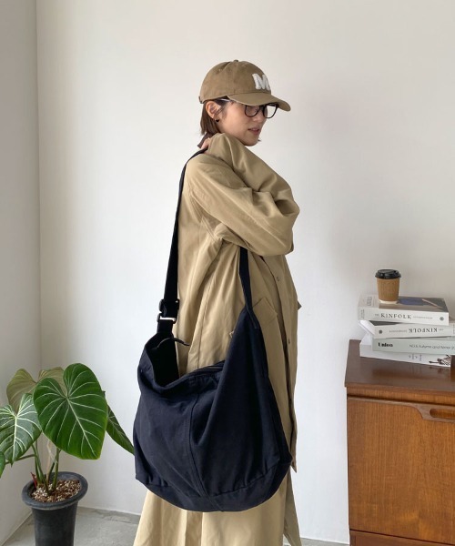 ビッグスクェアショルダークロスバッグ | ファッション通販