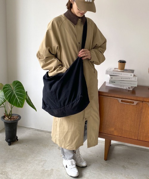 DONOBAN（ドノバン）の「ビックサイズキャンバスショルダーバッグ（ショルダーバッグ・レディース・ホワイト系その他/ブラック/カーキ・ONESIZE/ONE SIZE）」の11枚目の写真