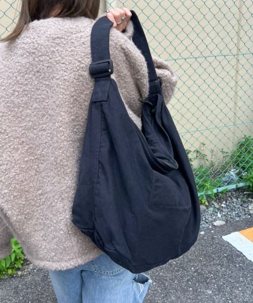 DONOBAN（ドノバン）の「ビックサイズキャンバスショルダーバッグ（ショルダーバッグ・レディース・ホワイト系その他/ブラック/カーキ・ONESIZE/ONE SIZE）」の12枚目の写真