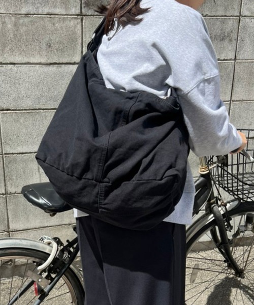 DONOBAN（ドノバン）の「ビックサイズキャンバスショルダーバッグ（ショルダーバッグ・レディース・ホワイト系その他/ブラック/カーキ・ONESIZE/ONE SIZE）」の21枚目の写真