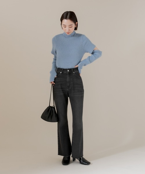 mline（エムライン）の「[mline]アームウォーマーハイネックニット（ニット/セーター・レディース・グレー/オフホワイト/ブルー・FREE）」の7枚目の写真