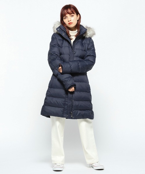 TOMMY HILFIGER（トミーヒルフィガー）の「フーデッドダウンジャケット（ダウンジャケット/コート・レディース・ベージュ/ネイビー/ブラック・LARGE/MEDIUM/X-SMALL/SMALL）」の19枚目の写真