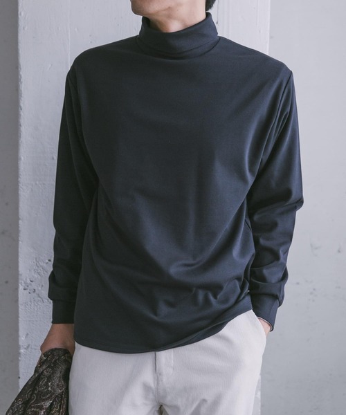 URBAN RESEARCH DOORS（アーバンリサーチドアーズ）の「『UR TECH』ポンチタートルネックTシャツ（Tシャツ/カットソー・メンズ・ネイビー/チャコールグレー/オフホワイト・MEDIUM/LARGE）」の12枚目の写真