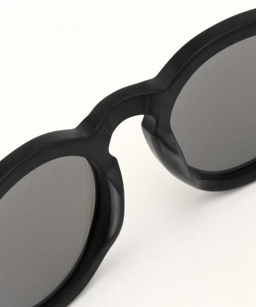 BEAMS（ビームス）の「Illesteva / LeonardⅡ（サングラス・メンズ・ブラック/ダークブラウン/ネイビー・ONE SIZE）」の4枚目の写真