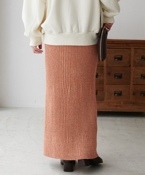 DISCOAT(ディスコート)の「リブニットロングスカート(スカート・レディース・チャコールグレー/オレンジ・FREE)」の16枚目の写真